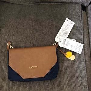 ⭐️NWT⭐️ R. Riveter crossbody Patton handbag 🇺🇸